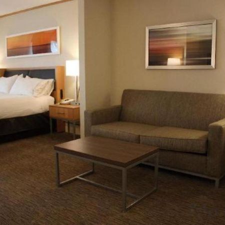 Holiday Inn Express Munising-Lakeview Hotel By Ihg Buitenkant foto