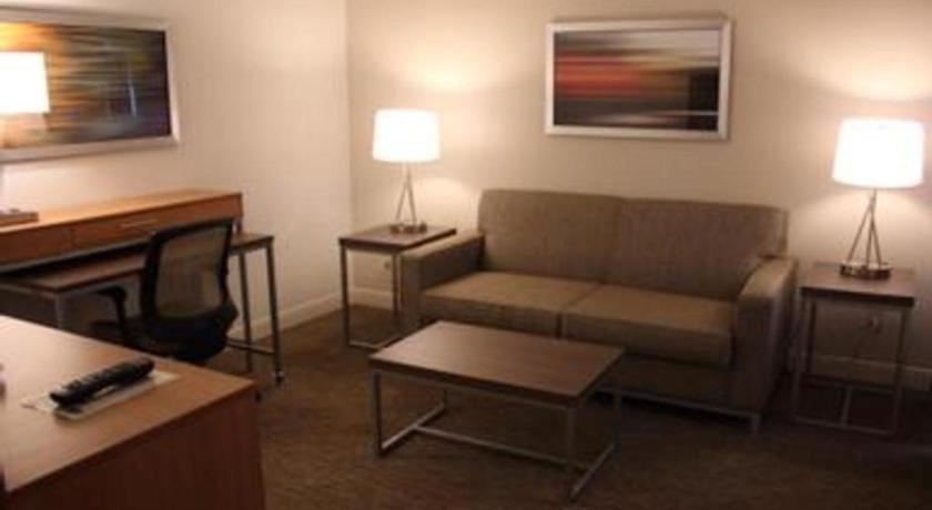 Holiday Inn Express Munising-Lakeview Hotel By Ihg Buitenkant foto