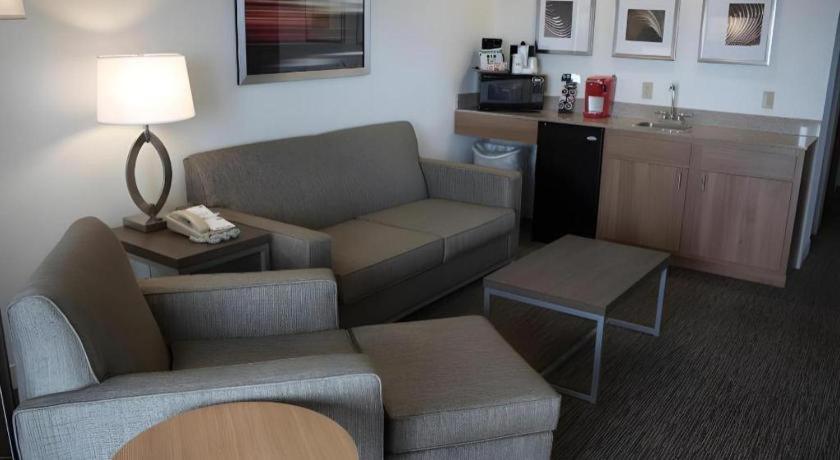 Holiday Inn Express Munising-Lakeview Hotel By Ihg Buitenkant foto