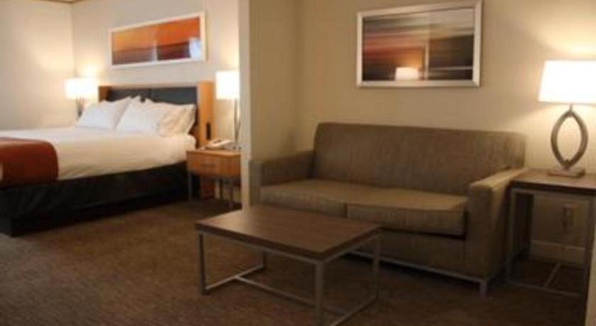 Holiday Inn Express Munising-Lakeview Hotel By Ihg Buitenkant foto