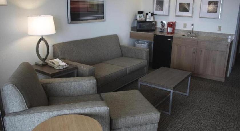 Holiday Inn Express Munising-Lakeview Hotel By Ihg Buitenkant foto