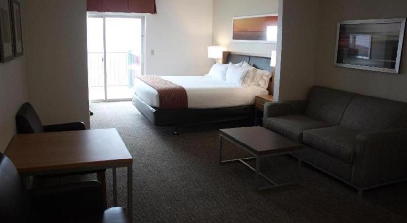 Holiday Inn Express Munising-Lakeview Hotel By Ihg Buitenkant foto